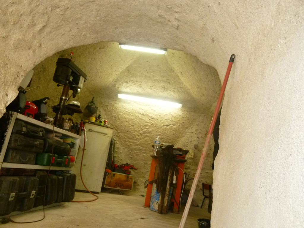 Cave dome f2 de 12m2 4